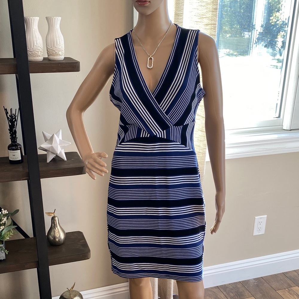 Striped Navy and White Sleeveless Bodycon Dress